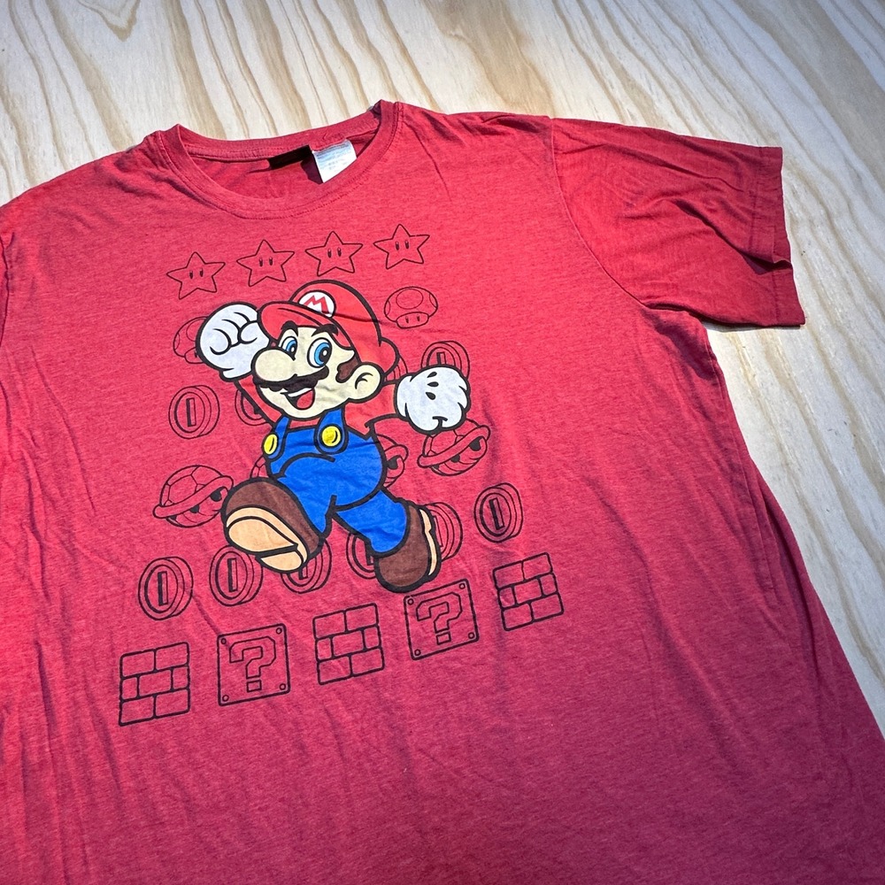 Nintendo Super Mario Mens XL Red Heathered Graphic T-Shirt Short Sleeve